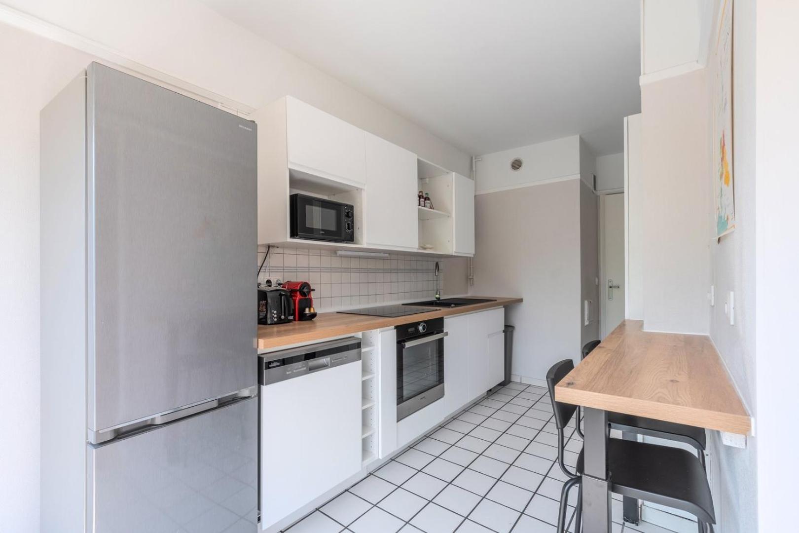 Spacious 3 Bedroom Apartment & Private Parking! Lambersart المظهر الخارجي الصورة